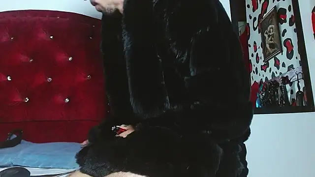 Snapshot of Aaron_BigDickxxx chatting on December 12, 2024, 2:26 am Aaron BigDickxxx online show from December 12, 2024, 2:26 am