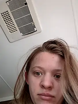 curvycakecutie online show from March 19, 2026, 7:18 pm