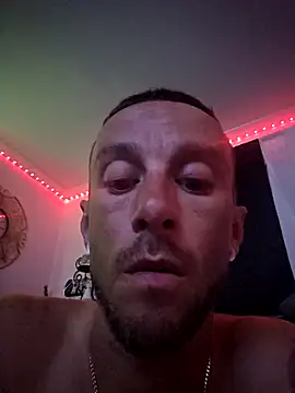 Twin2222 online show from October 8, 2025, 1:03 am