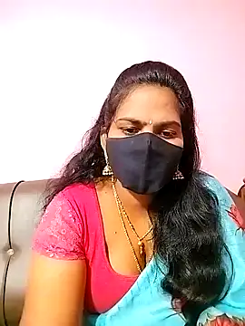 melina214 online show from December 11, 2024, 4:53 pm