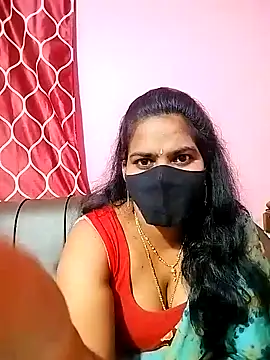 melina214 online show from December 18, 2024, 5:42 pm