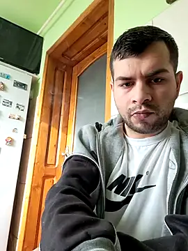 hornny1995 online show from January 27, 2025, 8:18 am