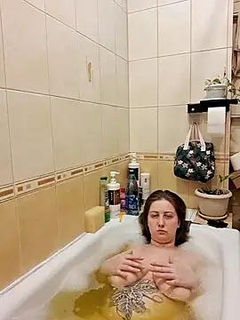 Sakura Green online show from January 9, 2025, 9:58 pm