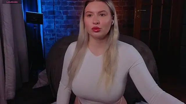 helen frogg online show from November 12, 2025, 8:48 am