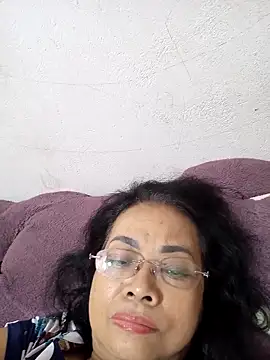 Snapshot of Hotestlove chatting on November 17, 2025, 10:59 pm Hotestlove online show from November 17, 2025, 10:59 pm