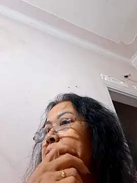 Snapshot of Hotestlove chatting on November 20, 2025, 12:49 pm Hotestlove online show from November 20, 2025, 12:49 pm