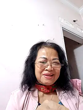 Snapshot of Hotestlove chatting on November 21, 2025, 2:16 pm Hotestlove online show from November 21, 2025, 2:16 pm