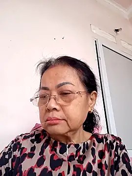 Snapshot of Hotestlove chatting on December 16, 2025, 6:29 am Hotestlove online show from December 16, 2025, 6:29 am