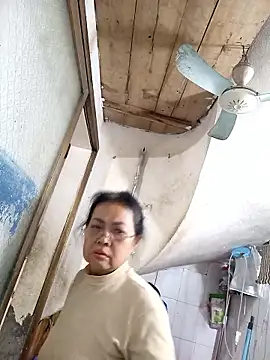 Hotestlove online show from January 16, 2026, 10:41 am