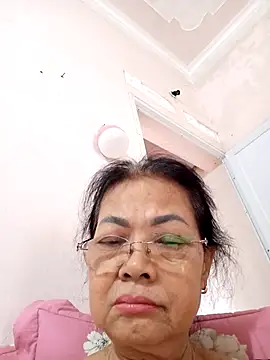 Snapshot of Hotestlove chatting on May 8, 2026, 7:57 am Hotestlove online show from May 8, 2026, 7:57 am