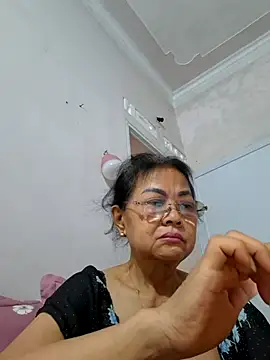 Snapshot of Hotestlove chatting on May 12, 2026, 10:23 am Hotestlove online show from May 12, 2026, 10:23 am