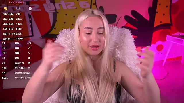 LiaBrazzerr online show from March 31, 2026, 1:33 pm