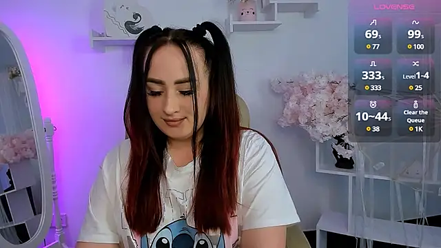 Snapshot of Nika__XXX chatting on February 13, 2025, 8:55 pm Nika XXX online show from February 13, 2025, 8:55 pm