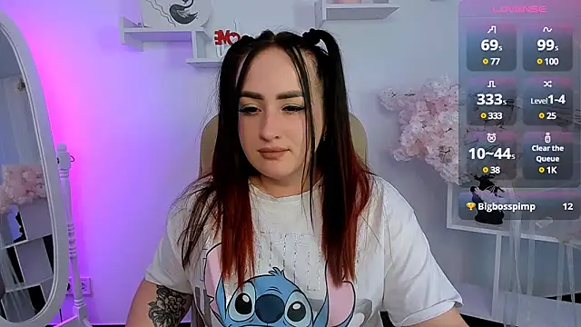 Snapshot of Nika__XXX chatting on February 14, 2025, 12:09 am Nika XXX online show from February 14, 2025, 12:09 am