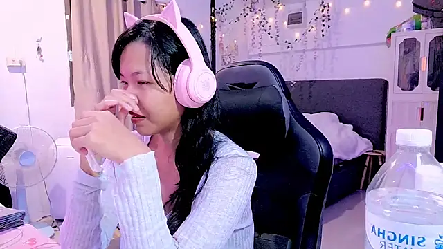 Kana G online show from March 21, 2025, 4:40 pm