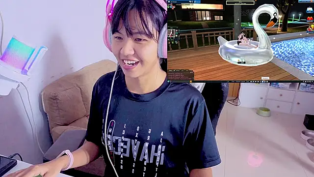 Kana G online show from October 13, 2025, 5:24 pm