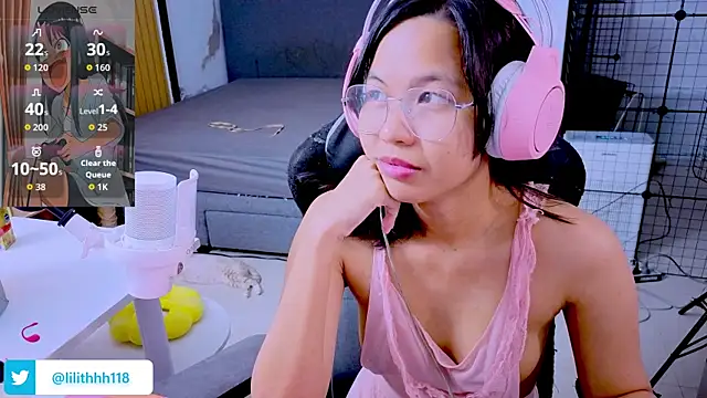 Snapshot of Kana_G chatting on February 23, 2026, 8:44 am Kana G online show from February 23, 2026, 8:44 am