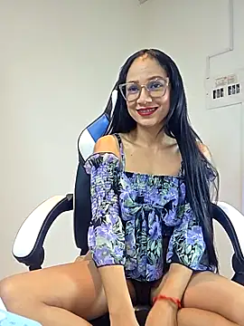 Snapshot of KittyKardy chatting on February 2, 2026, 10:19 pm KittyKardy online show from February 2, 2026, 10:19 pm