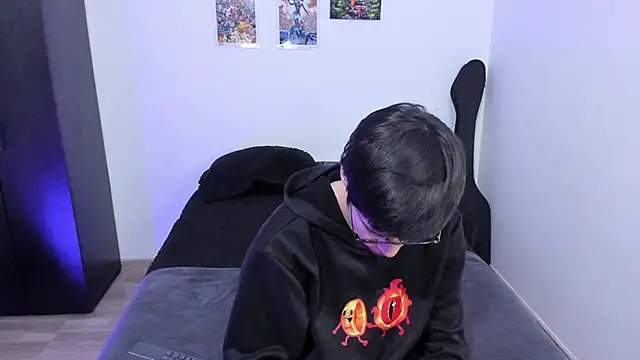 Aventure Twinks online show from February 26, 2025, 10:20 pm