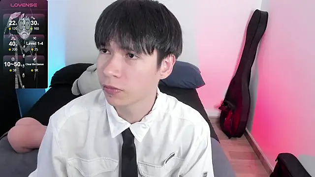 Aventure Twinks online show from July 11, 2026, 4:04 am