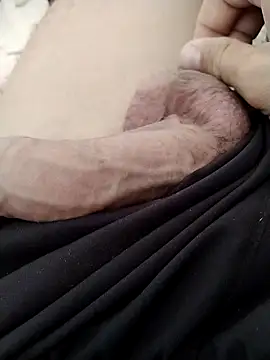 Snapshot of Felipe310597 chatting on October 30, 2025, 5:46 pm Felipe310597 online show from October 30, 2025, 5:46 pm