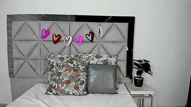 Snapshot of nina_pons chatting on February 17, 2025, 9:52 pm nina pons online show from February 17, 2025, 9:52 pm