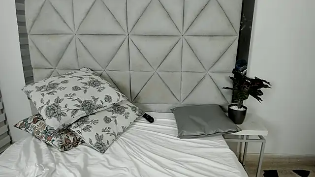 Snapshot of nina_pons chatting on March 14, 2025, 1:48 am nina pons online show from March 14, 2025, 1:48 am