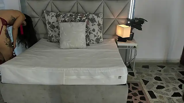 Snapshot of nina_pons chatting on October 11, 2025, 8:51 pm nina pons online show from October 11, 2025, 8:51 pm
