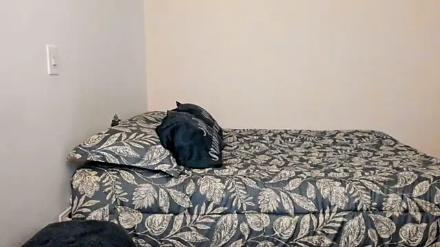 Snapshot of nina_pons chatting on November 19, 2025, 7:36 pm nina pons online show from November 19, 2025, 7:36 pm