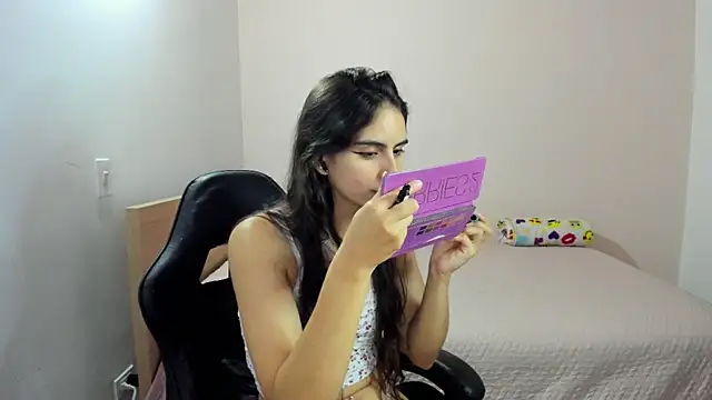 Snapshot of nina_pons chatting on May 28, 2026, 1:47 am nina pons online show from May 28, 2026, 1:47 am