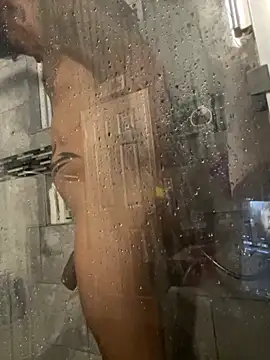 Snapshot of RoodoggXL chatting on November 25, 2025, 12:54 am RoodoggXL online show from November 25, 2025, 12:54 am