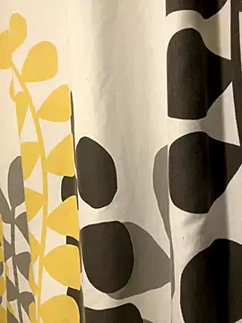 Snapshot of RoodoggXL chatting on December 16, 2025, 11:59 am RoodoggXL online show from December 16, 2025, 11:59 am