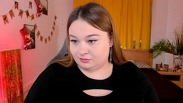 KimberlyMaran online show from December 17, 2024, 3:49 pm