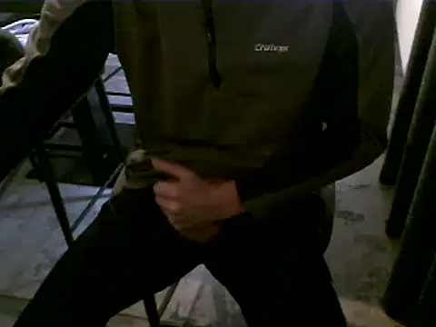 Snapshot of hornyman18cm39 chatting on December 8, 2024, 11:24 am hornyman18cm39 online show from December 8, 2024, 11:24 am