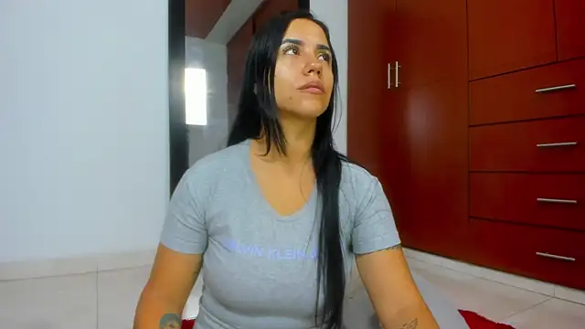 Snapshot of tatiana_big_ass_boobs chatting on February 15, 2025, 5:07 pm tatiana big ass boobs online show from February 15, 2025, 5:07 pm