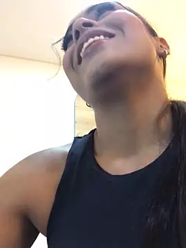 JuanaSimons online show from January 27, 2025, 10:27 pm