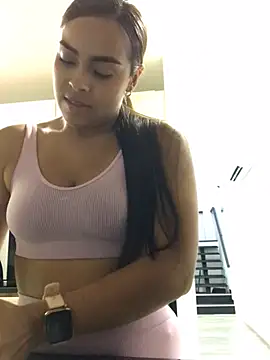 JuanaSimons online show from February 2, 2025, 7:25 pm