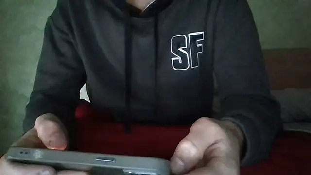 Snapshot of Drogon1000 chatting on January 10, 2026, 1:46 pm Drogon1000 online show from January 10, 2026, 1:46 pm