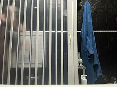 Snapshot of Drogon1000 chatting on January 14, 2026, 5:07 pm Drogon1000 online show from January 14, 2026, 5:07 pm