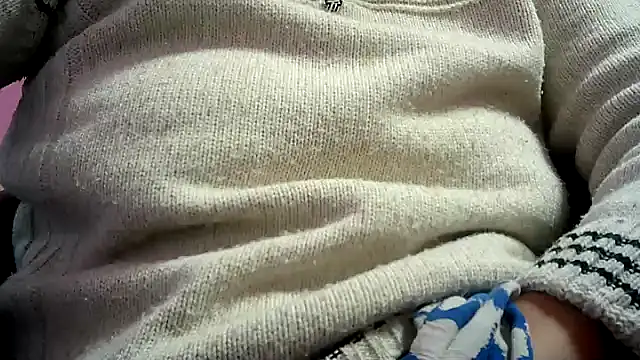 Snapshot of Lucinka1 chatting on December 19, 2024, 2:13 pm Lucinka1 online show from December 19, 2024, 2:13 pm