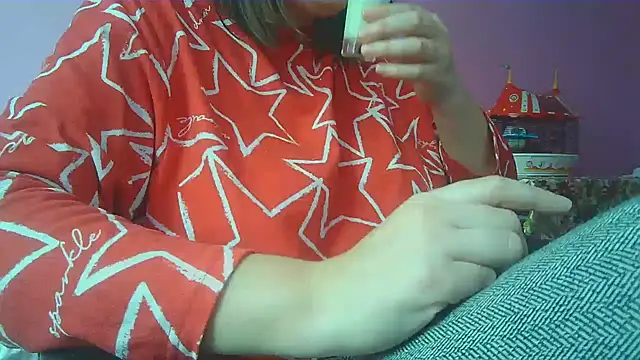 Snapshot of Lucinka1 chatting on January 4, 2025, 1:53 pm Lucinka1 online show from January 4, 2025, 1:53 pm