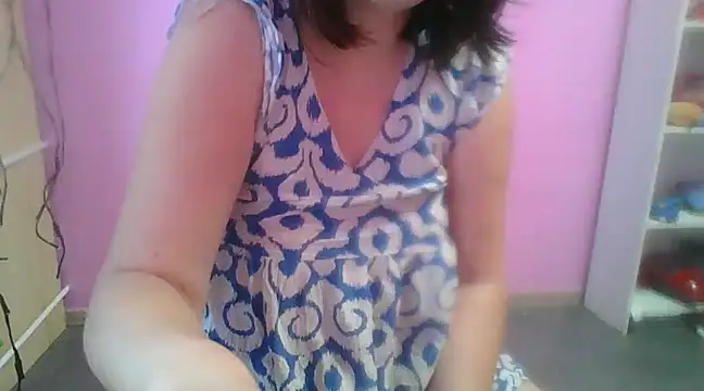 Snapshot of Lucinka1 chatting on February 9, 2025, 7:05 am Lucinka1 online show from February 9, 2025, 7:05 am