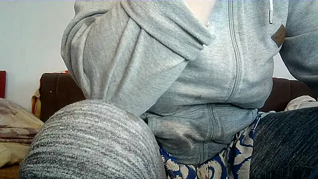 Snapshot of Lucinka1 chatting on February 15, 2025, 3:50 pm Lucinka1 online show from February 15, 2025, 3:50 pm