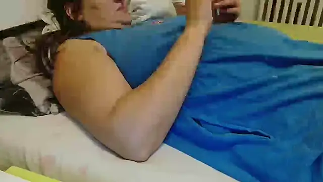 Snapshot of Lucinka1 chatting on October 6, 2025, 4:26 pm Lucinka1 online show from October 6, 2025, 4:26 pm