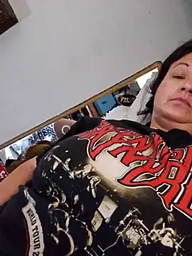 Snapshot of sweetkitty111 chatting on February 28, 2025, 4:31 pm sweetkitty111 online show from February 28, 2025, 4:31 pm