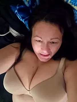 Snapshot of sweetkitty111 chatting on January 10, 2026, 3:25 pm sweetkitty111 online show from January 10, 2026, 3:25 pm