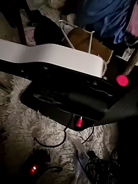 Snapshot of sweetkitty111 chatting on February 19, 2026, 12:17 am sweetkitty111 online show from February 19, 2026, 12:17 am