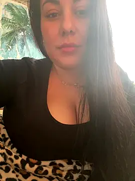 DaisyStreet online show from December 19, 2025, 8:10 am