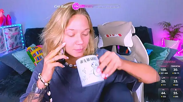 Snapshot of Karen_morris chatting on July 2, 2026, 3:23 am Karen morris online show from July 2, 2026, 3:23 am