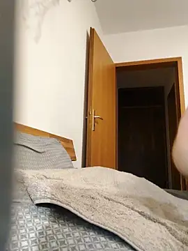 noidentiti online show from February 28, 2025, 12:10 am